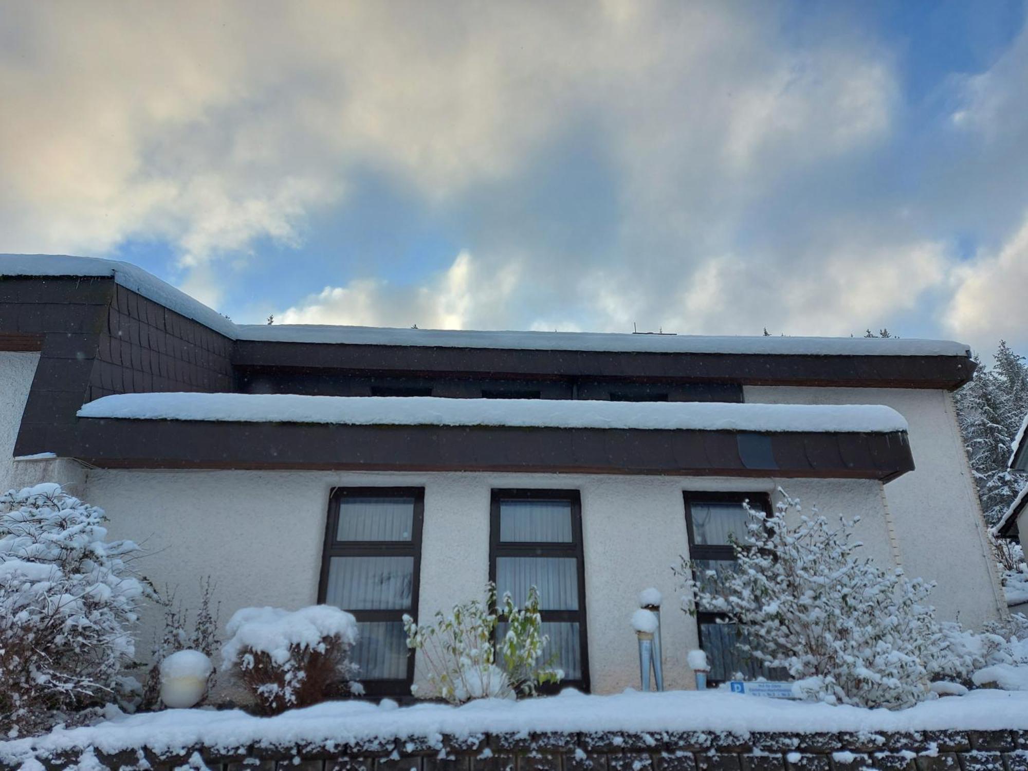 Gaestehaus Hochrhoenblick Schönau an der Brend Exterior foto