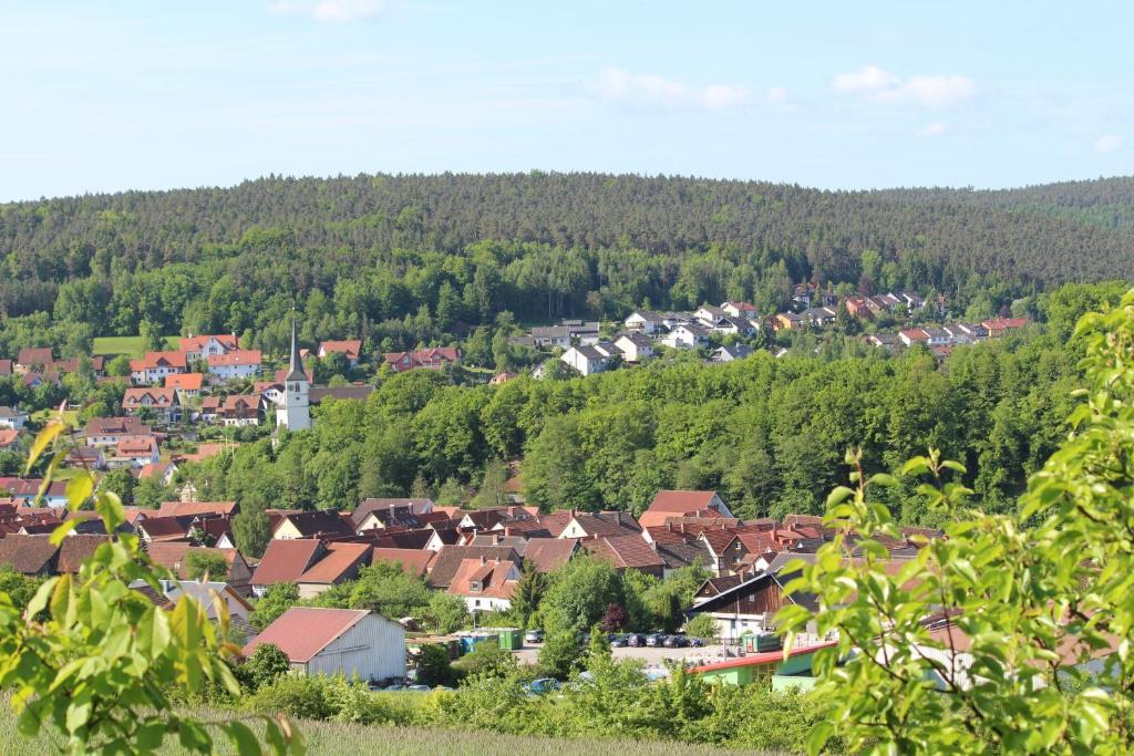 Gaestehaus Hochrhoenblick Schönau an der Brend Exterior foto