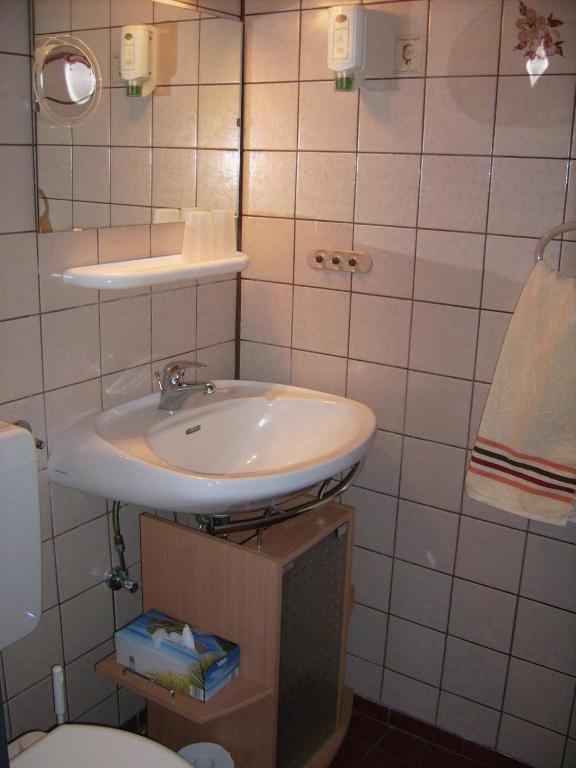 Gaestehaus Hochrhoenblick Schönau an der Brend Quarto foto